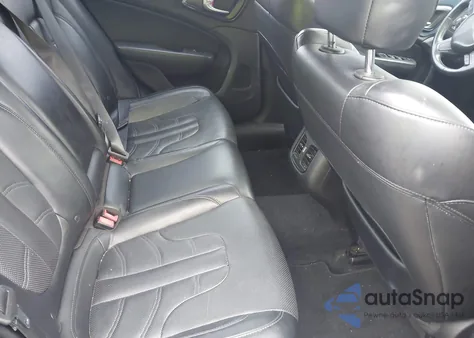 2015 Chrysler 200 S из США, поврежденный, VIN 1C3CCCBG8FN682576